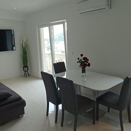 Apartman Stipan Omiš Exteriér fotografie
