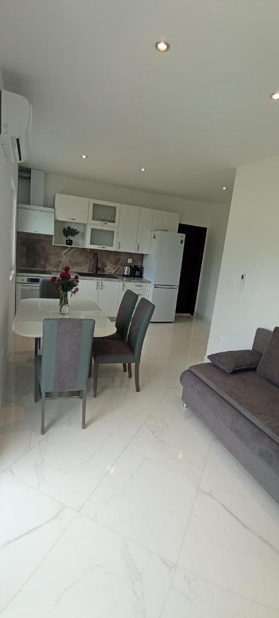 Apartman Stipan Omiš Exteriér fotografie